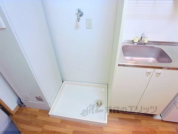 画像11:室内に洗濯機が設置できます。