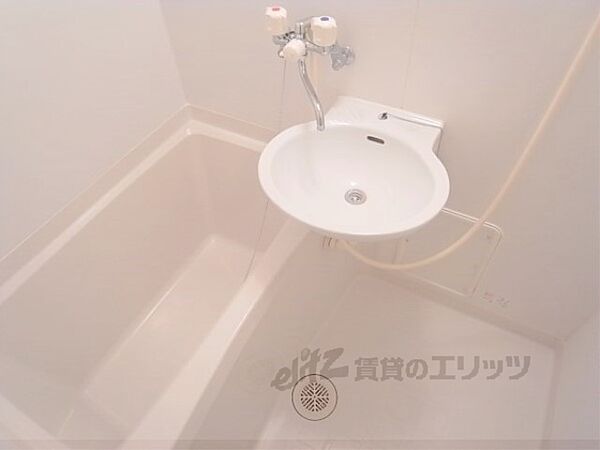 画像9:清潔感があるお風呂スペースです。