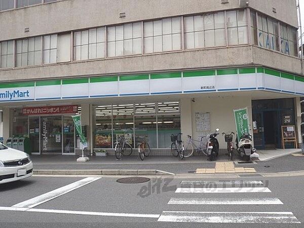 画像19:ファミリーマート　新町高辻店まで340メートル