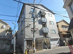 平行マンション 203 ｜ 京都府京都市北区鷹峯旧土居町（賃貸マンション1K・2階・20.00㎡） その1