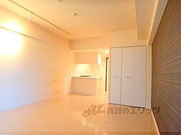 エスリード西小路御池 702 7階1Kのリビング/ダイニング