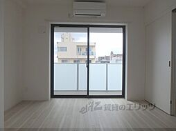 Ｍ’ｓＧａｒｄｅｎ京都西院 5階1DKのリビング/ダイニング