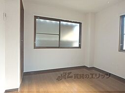 平行マンション 1Kの写真