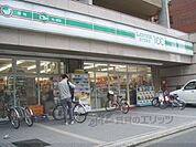 LAWSON STORE100　京都外大前店まで440メートル