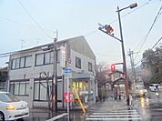 京都宇多野郵便局まで500メートル
