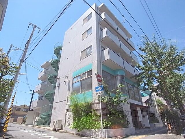 3 / 12