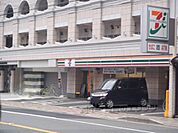 セブンイレブン　西陣郵便局支店まで200メートル