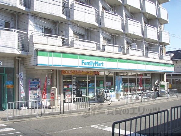 画像21:ファミリーマート　竹田駅前店まで200メートル
