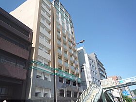 京都府京都市下京区五条通堺町西入塩竈町（賃貸マンション1K・2階・26.46㎡） その1