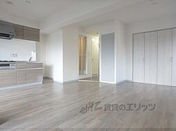 阪急京都本線 西院駅 徒歩1分の賃貸マンション 10階1Kのリビング/ダイニング