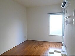 阪急京都本線 西京極駅 徒歩8分の賃貸マンション 1階ワンルームのリビング/ダイニング