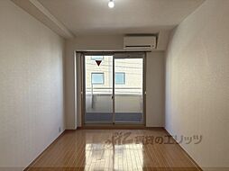 阪急京都本線 桂駅 徒歩15分の賃貸マンション 2階1Kのリビング/ダイニング