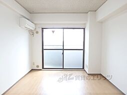 ヴィランセンワ城南 3階ワンルームのリビング/ダイニング