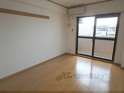 プラティークアビテ 412 4階ワンルームのリビング/ダイニング