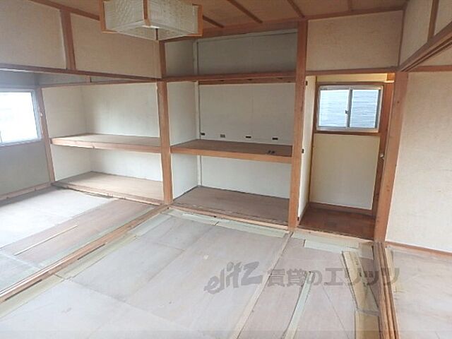 寝室