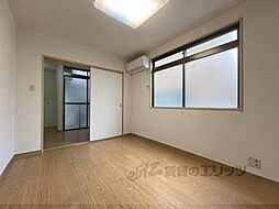 京都市営烏丸線 五条駅 徒歩8分の賃貸マンション 2階1Kのリビング/ダイニング