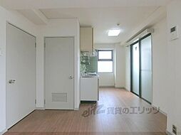 レジデンス岡崎 4階2LDKのリビング/ダイニング