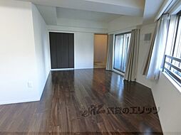 ジオ烏丸五条 5階2LDKのリビング/ダイニング