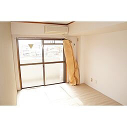 ハイホームズ七瀬 3階3DKのリビング/ダイニング