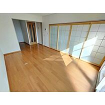 アパルトマン上松  ｜ 長野県長野市上松1丁目（賃貸マンション3LDK・3階・68.00㎡） その3