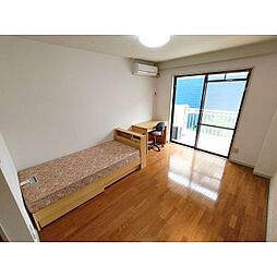 パークサイドしんこう 1階ワンルームのリビング/ダイニング