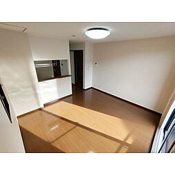 アザレアコート　B棟 1階2LDKのリビング/ダイニング