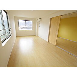 シャルマン　Ｂ 3階1LDKのリビング/ダイニング