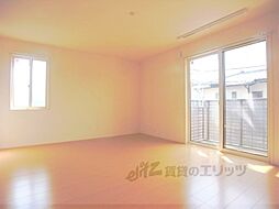 フェリーチェファミリアＡ棟 1階2LDKのリビング/ダイニング