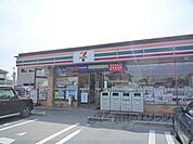 セブンイレブン　栗東工業団地前店まで900メートル
