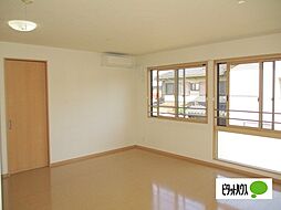 コンフォートプレジオ 202 2階1LDKのリビング/ダイニング