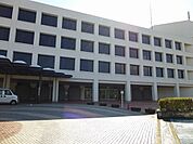 役所「小田原市役所まで651m」