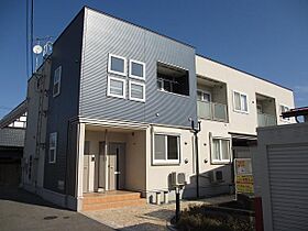 山形県山形市江南2丁目（賃貸アパート1LDK・2階・48.97㎡） その1