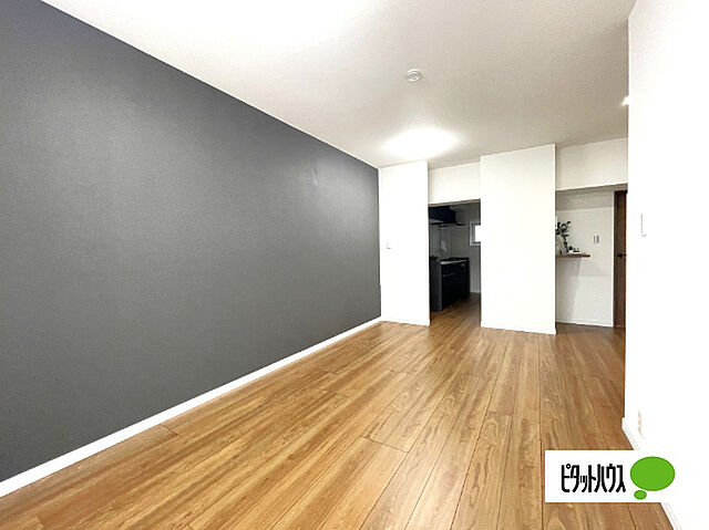 リビング/ダイニング 市川市塩浜4丁目2-29