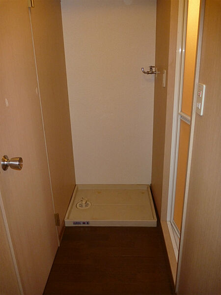 画像15:洗濯機置き場もモチロン室内です。
