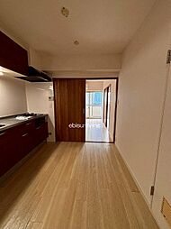 東京メトロ日比谷線 広尾駅 徒歩4分の賃貸マンション 5階2DKのリビング/ダイニング