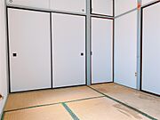 入居決まり次第畳表替えいたします。