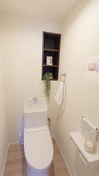 トイレを拡大表示