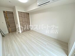 メイプルプレイス 106 1階1Kのリビング/ダイニング