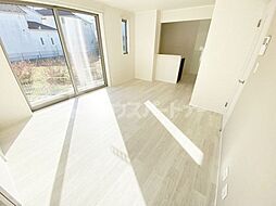 ルミエール光I 101 1階1LDKのリビング/ダイニング