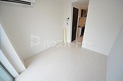 グランコート六町 202 2階ワンルームのリビング/ダイニング