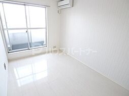 パークアベニューコート五反野 103 1階ワンルームのリビング/ダイニング