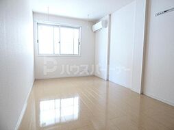 ビクロス 102 1階1Kのリビング/ダイニング