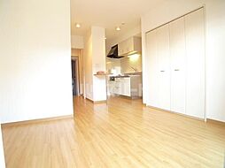 スコラタワー 4階ワンルームのリビング/ダイニング