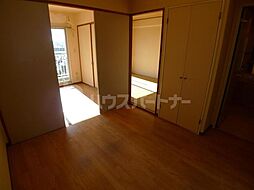 プラザホワイトＡ 5階1LDKのリビング/ダイニング