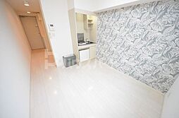 エルプレミア梅島 1階ワンルームのリビング/ダイニング