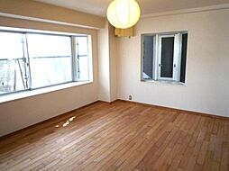 ユトリロ西松山 301 3階1DKの室内