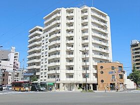 京都府京都市下京区七条通り間之町東入ル材木町（賃貸マンション1R・9階・26.77㎡） その1