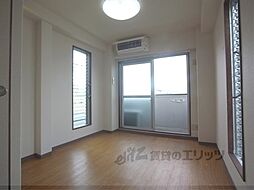 京都市営烏丸線 今出川駅 徒歩14分の賃貸マンション 4階1Kのリビング/ダイニング