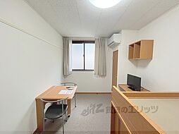 京都地下鉄東西線 御陵駅 徒歩11分の賃貸アパート 1階1Kのリビング/ダイニング