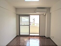 ドミトリィ御池 2階1Kのリビング/ダイニング